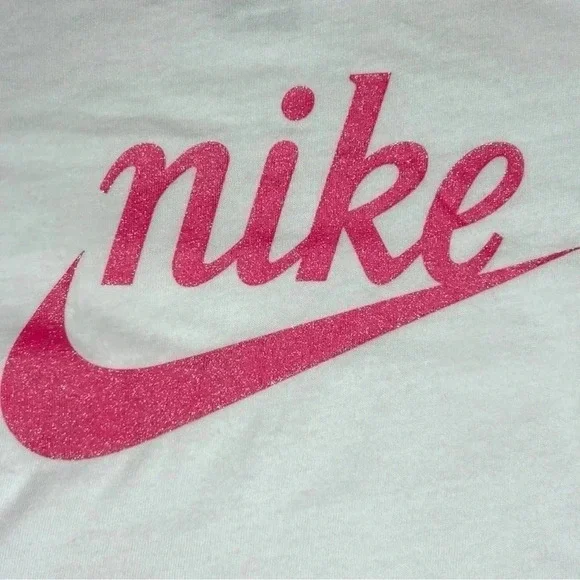 NEW Nike Toddlers Girls Short-Sleeve Tee Available in Sizes: 2T & 4T - Picture 4 of 4